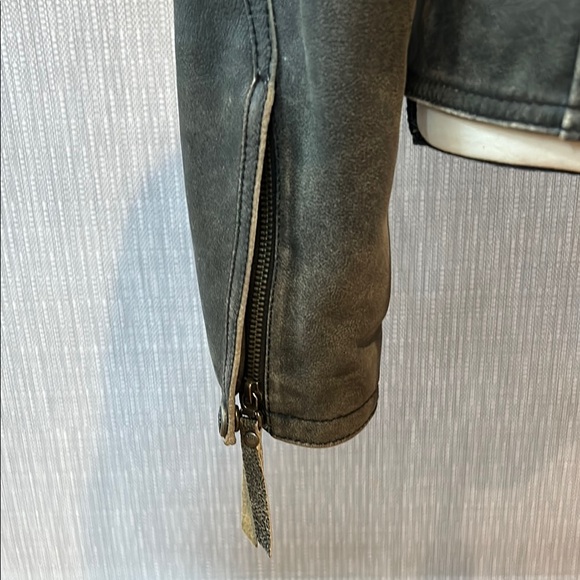 Women's Distressed Grey Biker Jacket - Picture 6 of 12